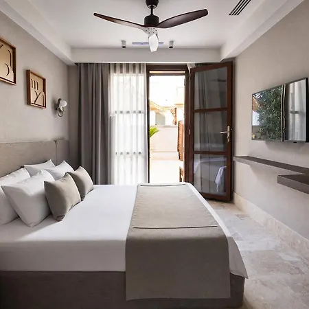 House Sola Hotel