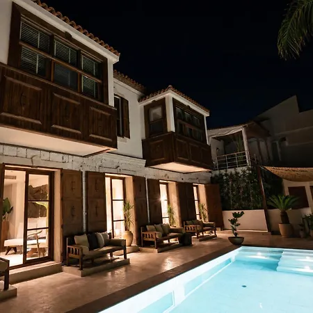 Hotell House Sola